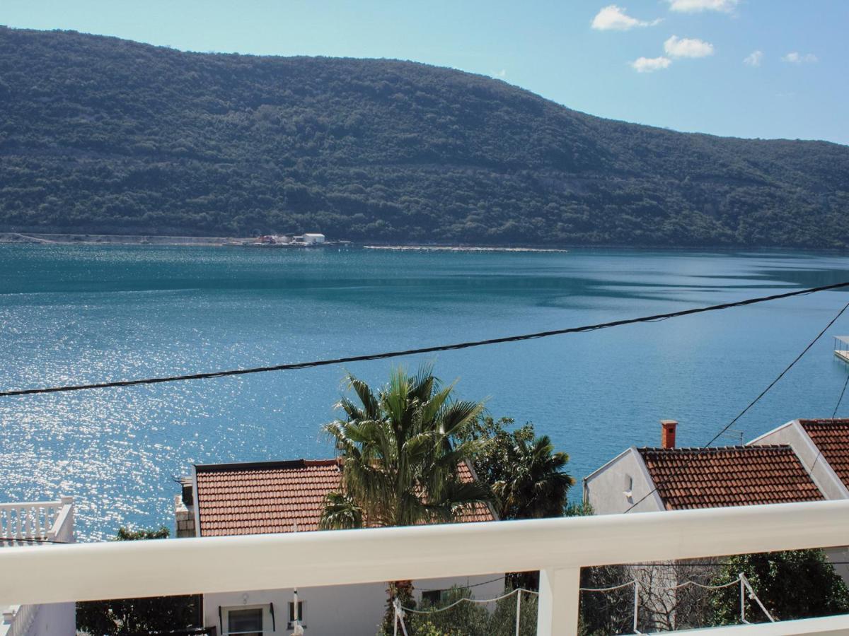 Apartments And Rooms Mato Neum Exterior foto